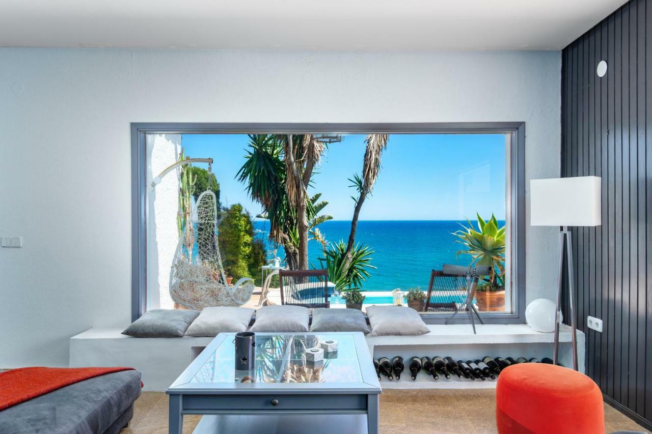Villaer Stunning Beachclose By Costarentals - Ref 03