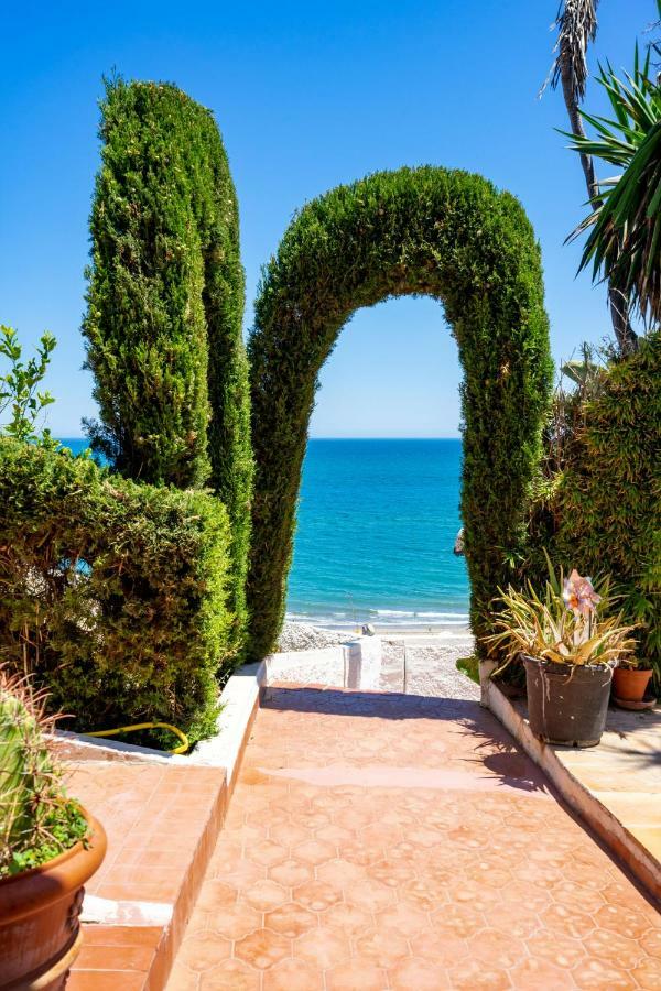 Stunning Beachclose By Costarentals - Ref 03 *